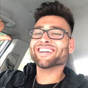 Meet your Posher, James